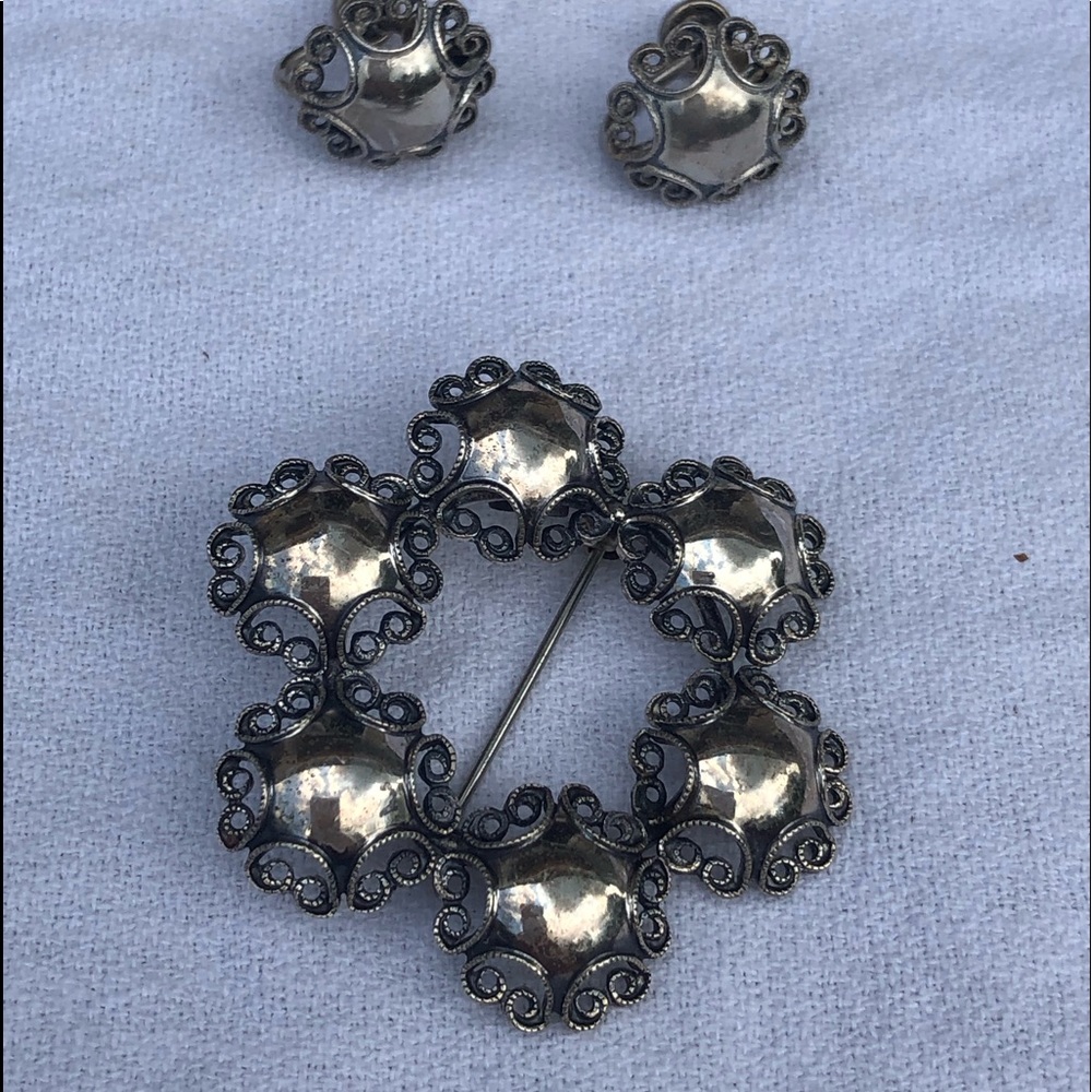 Sterling silver pin w matching earrings-vintage.